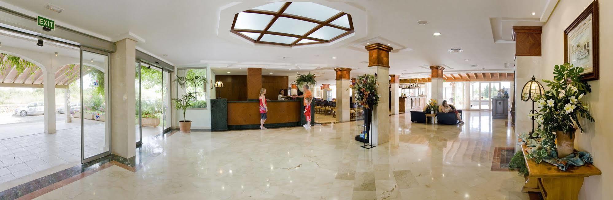 Aparthotel Ferrer Lime Isabel Кала Бона Экстерьер фото